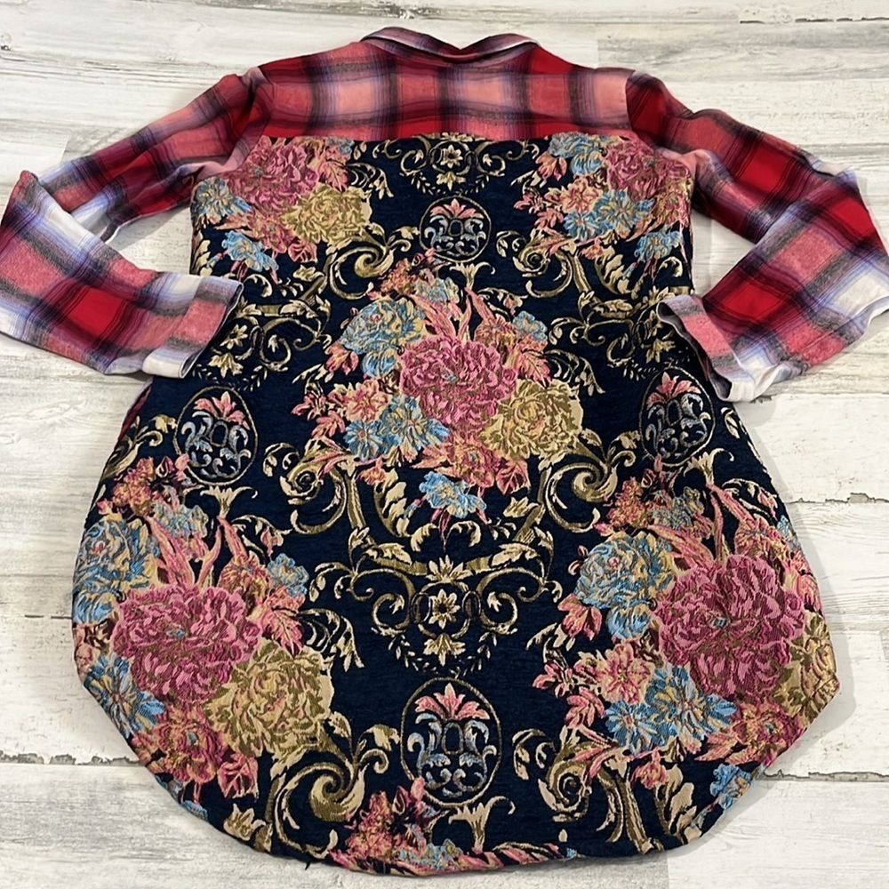 Soft Surroundings Plaid Embroidered Tunic Size XS - Picture 5 of 13